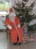 Der Nikolaus an seinem Platz in der Gemeindehalle.
